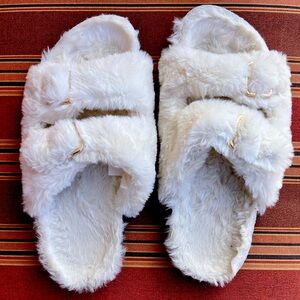 Flurry cream color slides with gold buckles.  Never worn.